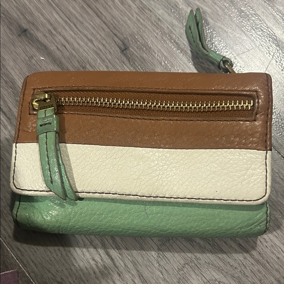 Fossil Green Leather Wallet - Picture 4 of 7